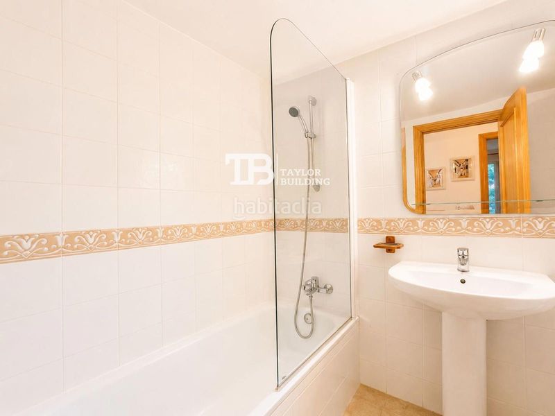Foto a668cfc8-f3e5-4eed-8cea-732e599f3422. Pis amb calefacció aparcament a Palmanova Calvià