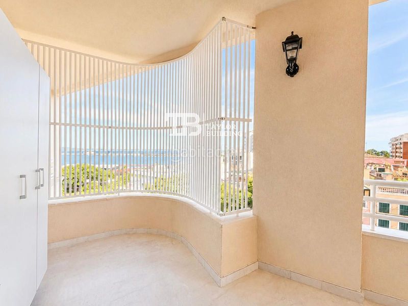 Foto db81c0e4-40ff-4f81-bd57-5da7b31475d8. Àtic amb calefacció aparcament piscina a Porto Pi Palma de Mallorca