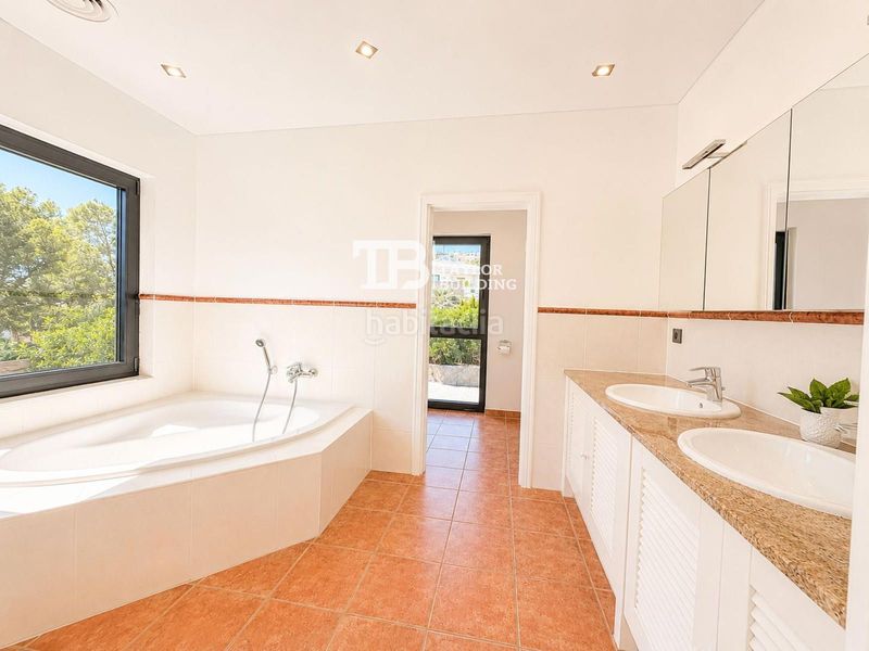 Foto ad900622-917f-468f-bcb5-0faca43b3d72. Casa amb calefacció aparcament piscina a Santa Ponça Calvià