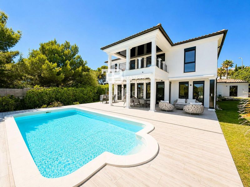 Foto f110fcc9-512e-4f04-9584-5ff1e82c864d. Casa amb calefacció aparcament piscina a Santa Ponça Calvià