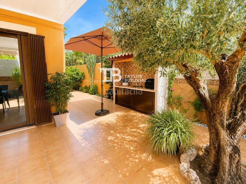Foto 2f4b8627-a44b-4ad9-98e2-69ab1818c008. Casa amb calefacció aparcament a Amanecer Palma de Mallorca