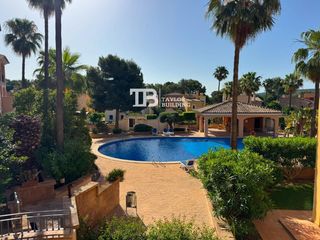 Pis  Chopin. Exclusivo apartamento con piscina en port adriano!