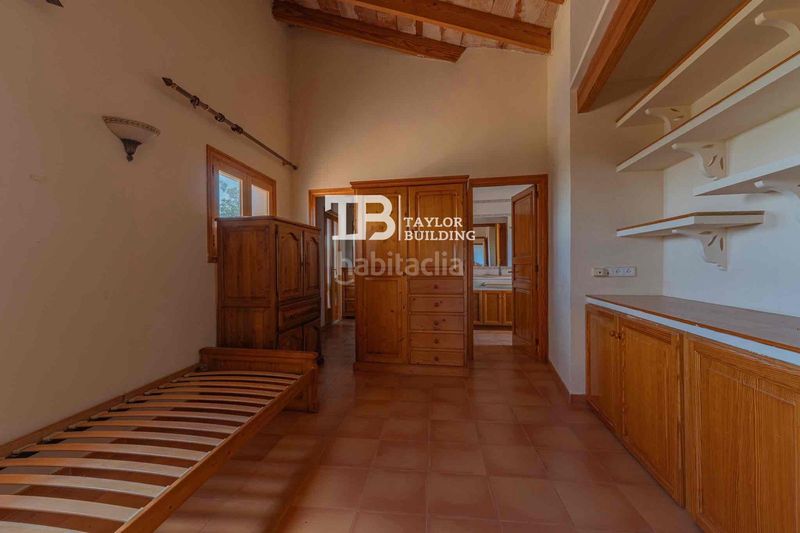 Foto fbce4e3e-adf8-430d-a473-70497f142bd5. Casa amb aparcament piscina a Es Garrovers Marratxí