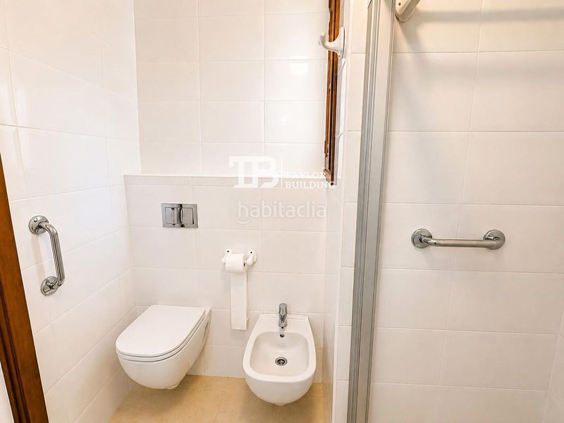 Foto 77f0cb39-b891-49a6-a67e-dff986ac8254. Casa amb aparcament a Portals Nous Calvià
