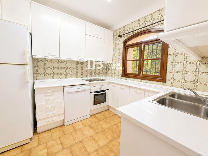 Foto a861e75b-3ee0-4fbc-b888-863bc0fb961a. Casa amb aparcament a Portals Nous Calvià