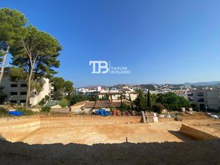 Finca rústica  Gran via infanta saura. Exclusiva parcela edificable en santa ponça con proyecto y licen