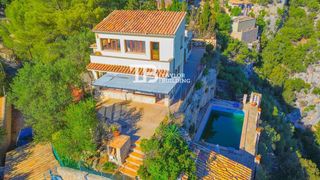 Casa  Major galilea. Chalet espectacular con piscina y vistas panorámicas en galilea!
