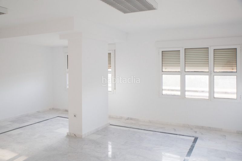 Foto e345ac92-fcc6-440b-b2fc-60347a17ee1b. Lloguer oficina a calle doctor luis calandre 34 a Cartagena