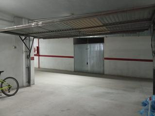 Autoparkplatz in Calle del siete de marzo 55. Garaje cerrado en venta  residencial mayor, la unión