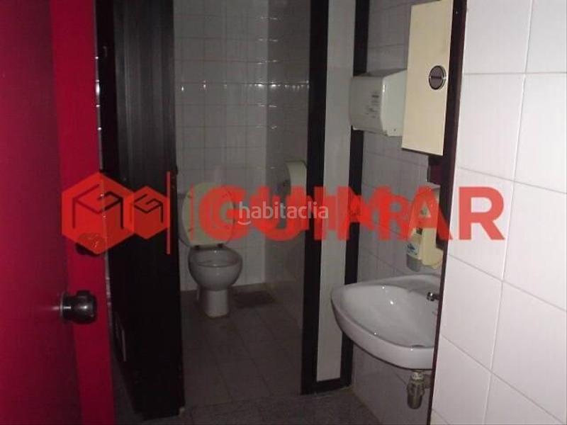 Foto e55082a4-1bd3-44a4-90f1-004d083a11de. Local comercial  en venta en Sant Boi de Llobregat en Sant Boi de Llobregat