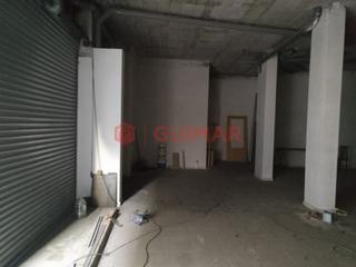 Local commercial à Estruch-Eixample. Local comercial en venta en el prat de llobregat zona centre