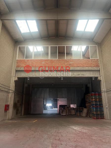 Foto 02d92e1b-7407-47b9-b3a9-0bdb1c6e5926. Affitto capannone industriale in El Pla Sant Feliu de Llobregat