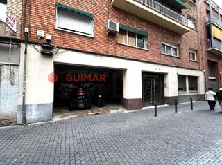 Business premise  Calle riera de tena. Local comercial en venta  barcelona sants  montjuïc