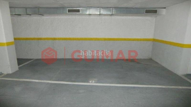 Foto 5655b2d2-8cd0-40ef-a4f8-572dd430bf26. Parking voiture dans Centre Sant Just Desvern