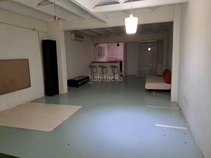 Foto 8316b22b-dcce-449a-9077-8a3029678f52. Lloguer local comercial a calle villarroel 43 a Sant Antoni Barcelona