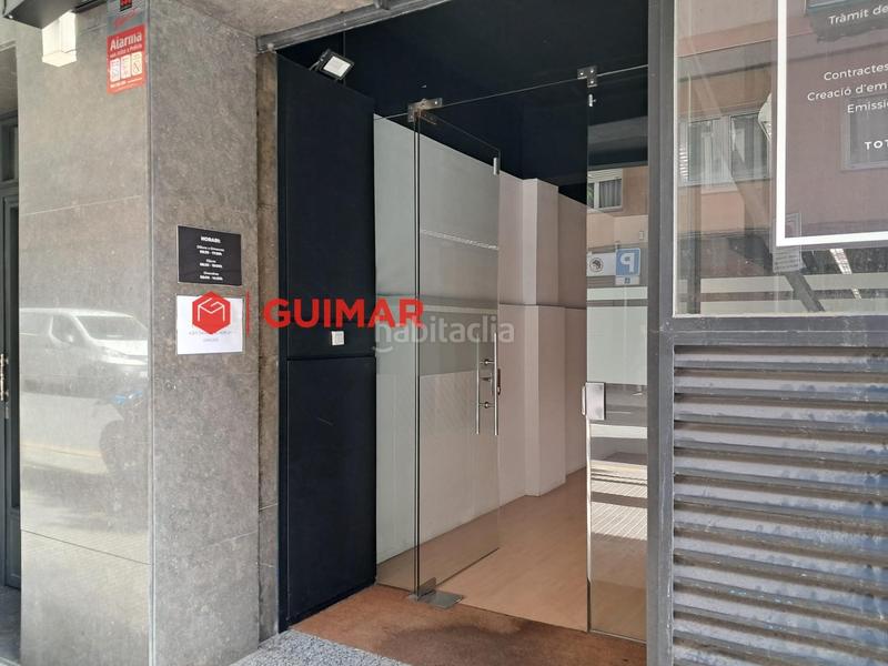 Foto 6353bf5f-c39d-4a5f-a6c8-3e8c09b00f28. Alquiler local comercial  en alquiler en cfrancesc xavier esplugues en Esplugues de Llobregat