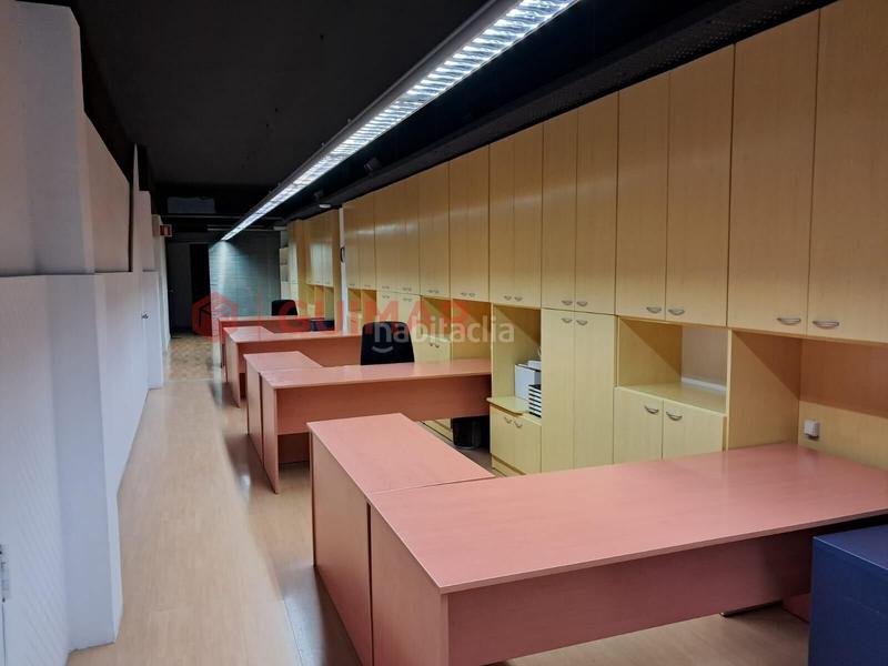 Foto a57a41e5-ba50-49eb-a829-e011fdcb709b. Alquiler local comercial  en alquiler en cfrancesc xavier esplugues en Esplugues de Llobregat