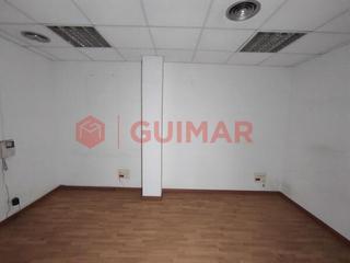 Business premise in Sant Joan-TV3. Local en venta en sant joan despi tv3