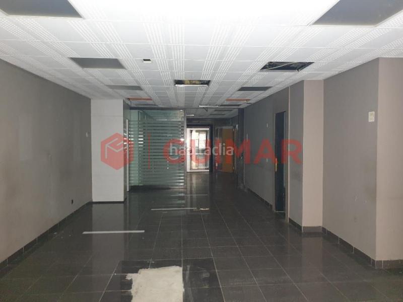 Foto 0af860e5-a19d-4b22-976a-02e22e09a8e0. Alquiler local comercial local en venta o alquiler ps. torras i bages en Barcelona