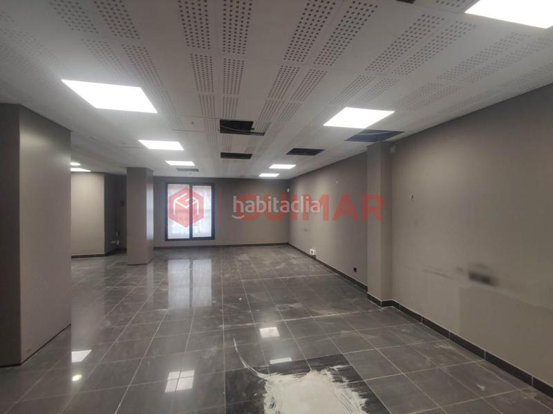 Foto 2e7225d4-42f2-4ed4-b976-f05a62c4a121. Alquiler local comercial local en venta o alquiler ps. torras i bages en Barcelona