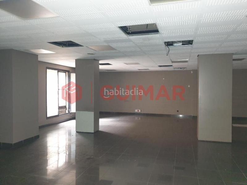 Foto 890af036-6904-45c9-b2f3-6892a7d347e0. Alquiler local comercial local en venta o alquiler ps. torras i bages en Barcelona