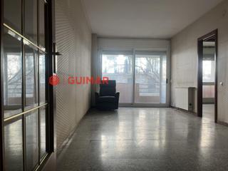 Etagenwohnung  Carrer de la indústria. Piso en venta barcelona gràcia  el camp den grassot