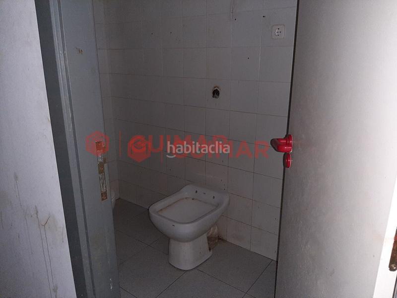 Foto e0d58d51-8e80-446b-a3ce-68e6e92e1e54. Locale commerciale in Centre Esplugues de Llobregat
