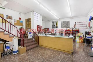 Local commercial à Pedralbes. Local en venta en barcelona  pedralbes