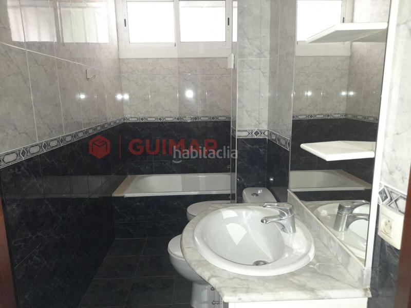 Foto 82124183-54d6-43ee-b402-303b82478402. Piso  en venta c angel guimera en Molins de Rei