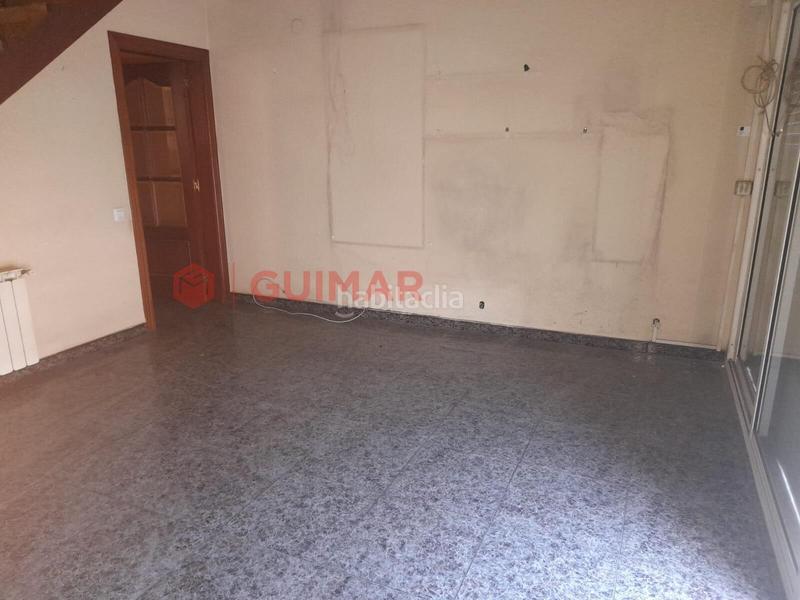 Foto 8ca54245-825e-49e4-a136-b6a75d2ffe77. Piso  en venta c angel guimera en Molins de Rei