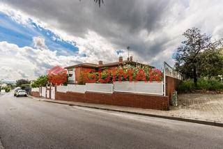 Maison  Carrer de john lennon. Chalettorre en venta   sabadell castellarnau