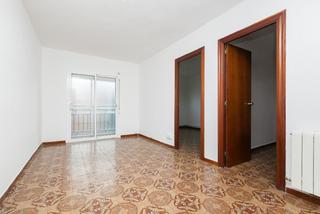 Flat in La Salut. Especial inversores. piso alquilado en venta en sant feliu c con