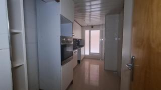 Pis a Centre. Piso en venta en cornella de llobregat c josep cuxart