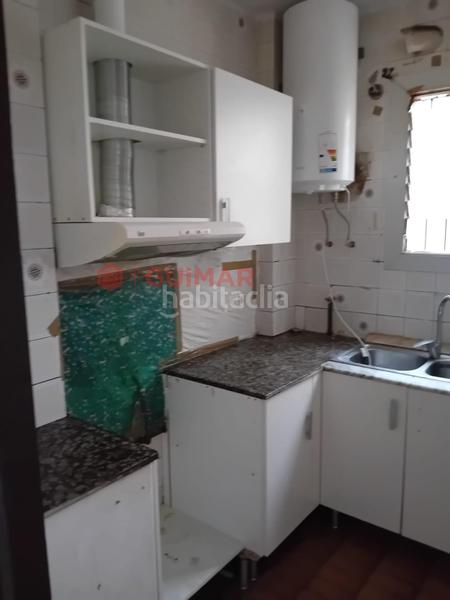 Foto a3f4c3b2-60ff-4cf2-834f-9f4db9d37dfa. Piso  en venta en ccreu dels molers poble sec en Barcelona