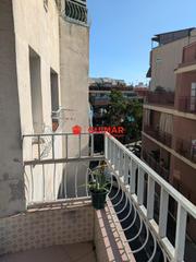 Flat in Roquetes. Venta de piso en barcelona zona les roquetes
