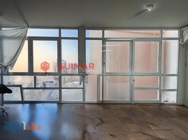 Foto 0736e157-7abf-45b7-a48a-7ab478618243. Local commercial dans La Plana Esplugues de Llobregat