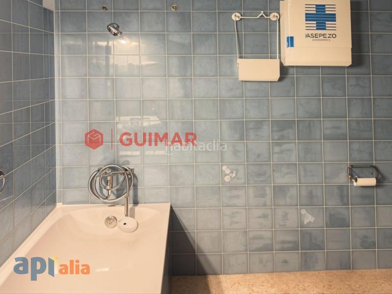 Foto f8e843ed-8b64-4cc7-ab75-57bd447acc14. Local commercial dans La Plana Esplugues de Llobregat