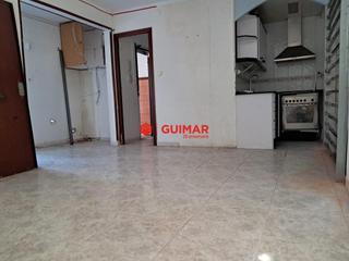 Appartement à Centre. Piso en venta para reformar zona montañeta  sant boi