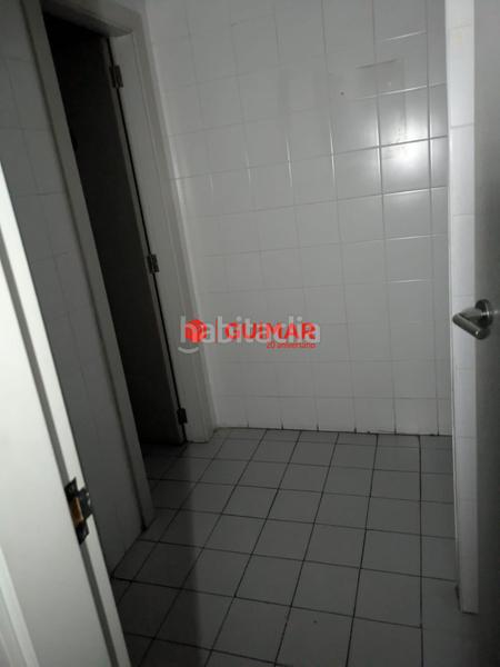 Foto a4bfb76d-a1d3-42c7-bae0-116bbf09b722. Locale commerciale in Carmel Barcelona