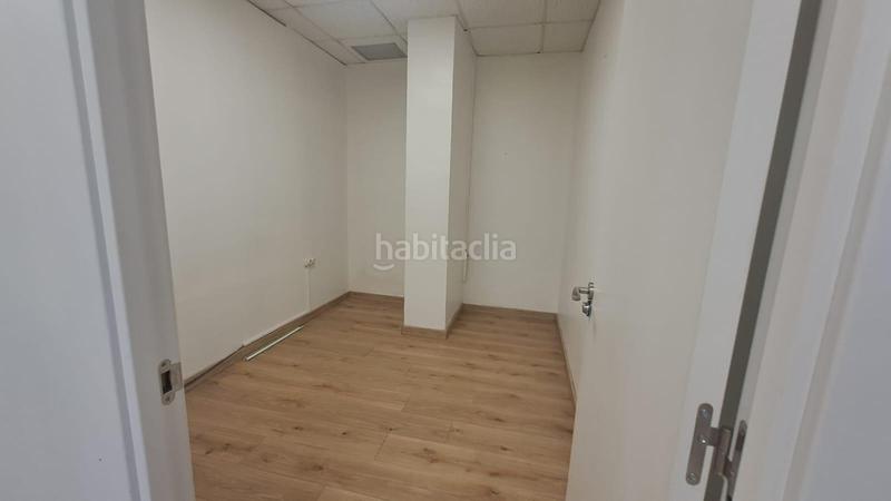 Foto 6a6a4889-a88e-45f7-8cbd-b15c5822c3a0. Location local commercial dans Montesa Esplugues de Llobregat