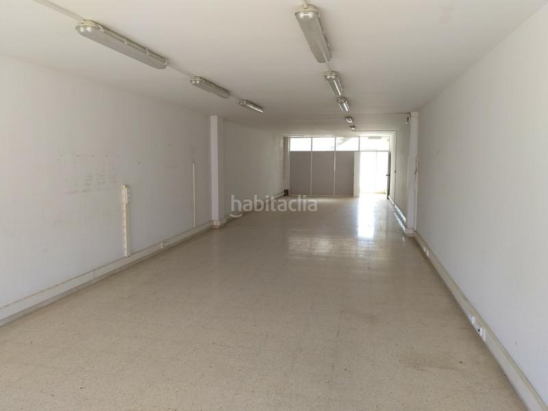 Foto 19391593-b25f-4fea-97bc-b36182029393. Fabrikhalle in Centre Prat de Llobregat (El)