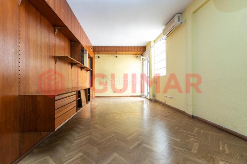 Foto 0d196940-d685-4ff8-a5a0-142f32c4f87d. Flat with heating in Fort Pienc Barcelona