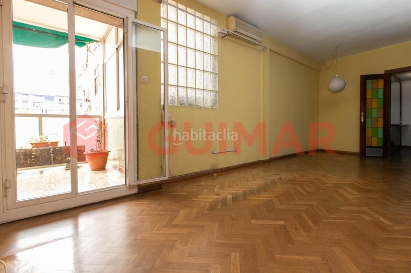 Foto e74d5644-a261-4d83-a339-f363715b44dc. Flat with heating in Fort Pienc Barcelona