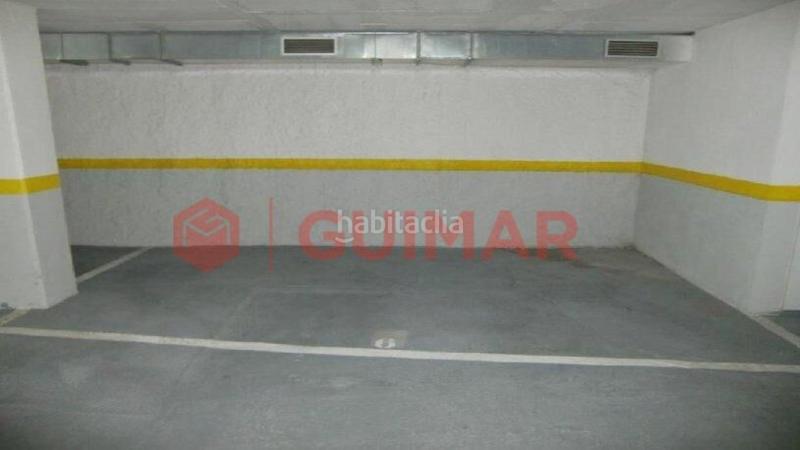 Foto 56aa1264-ca94-4907-b884-0f5210a51bf9. Autoparkplatz in Centre Sant Just Desvern