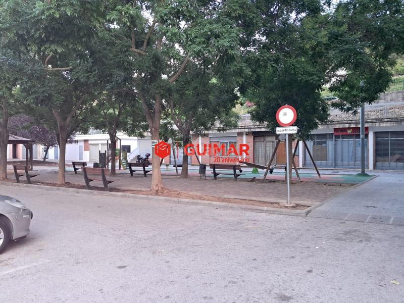 Foto f2d5f7a2-a6e5-49e6-aefa-0b9b1854a448. Local comercial a Vallirana