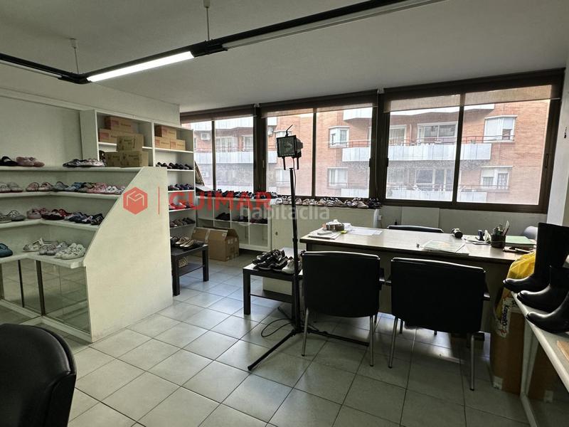 Foto 4eb08d04-e392-4c0d-b366-aa20d270664b. Oficina amb calefacció a La Nova Esquerra de l´Eixample Barcelona