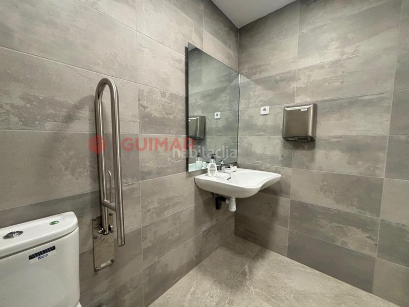 Foto f68b1fc6-6c99-4fef-b70c-b113fe74d733. Local commercial dans L´Antiga Esquerra de l´Eixample Barcelona