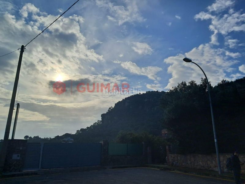 Foto d76a0497-a95d-4a0b-8229-0a0859aa13f6. Finca rústica a Torrelles de Llobregat