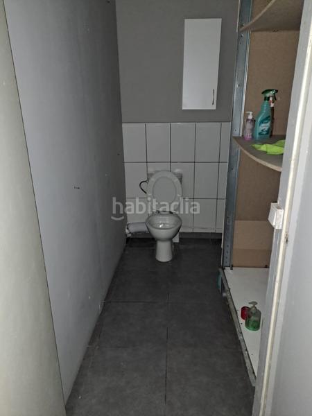 Foto a208f3eb-f104-4e69-89cc-4ca79e70072d. Location local commercial dans Sant Antoni Barcelona