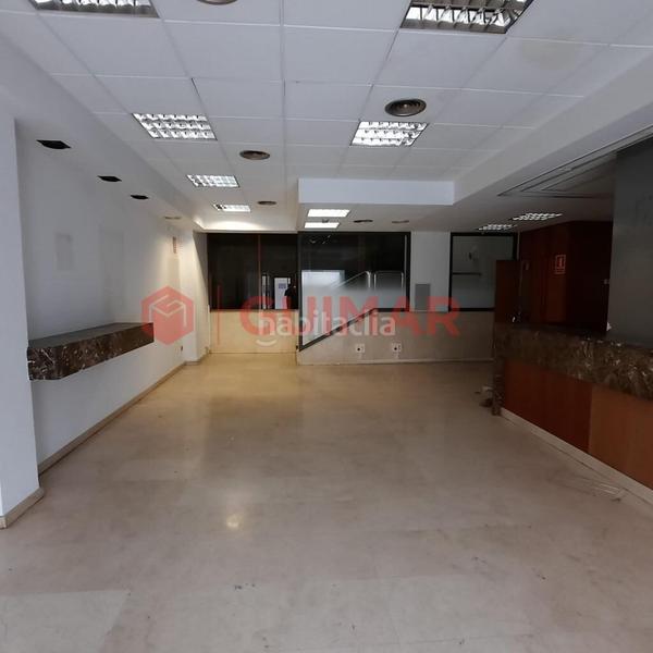 Foto 5995bd17-c04b-446c-9e5d-95b5e1514065. Local comercial a Cervelló